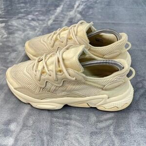 Women adidas ozweego size 8 cream lifestyle trainers